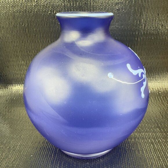 Vintage Bohemian Hand Blown Art Glass Enameled Flower Paint Vase Bowl Blue VTG - Picture 14 of 16